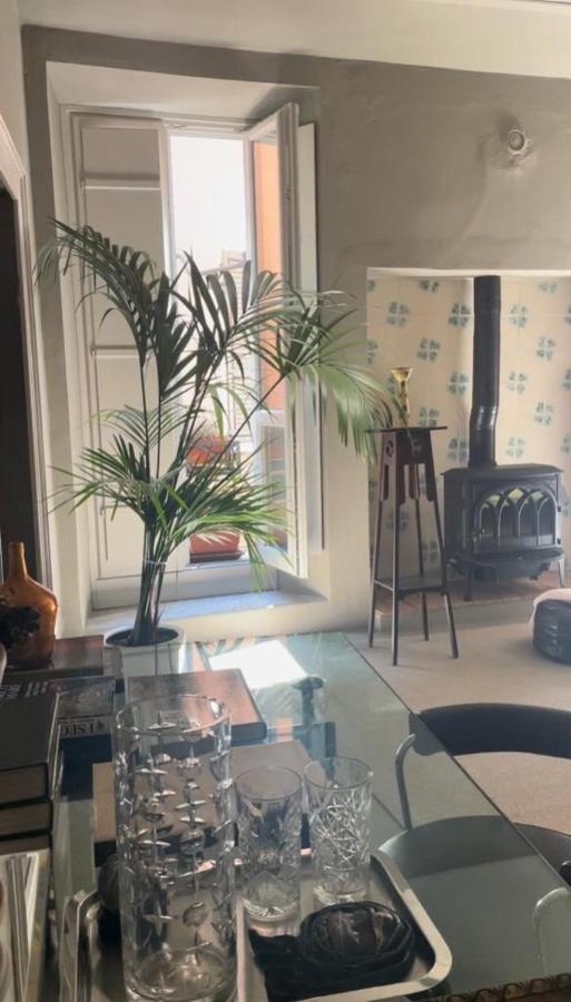 Torre Dell'Angelo B&B Desenzano del Garda Bagian luar foto